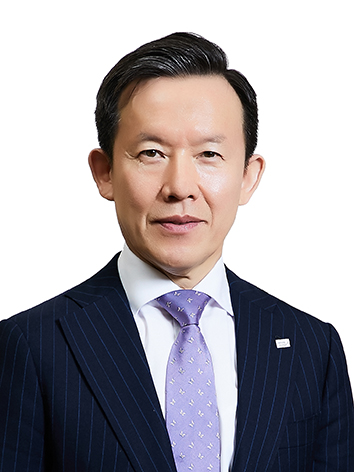 최현만 회장님 사진